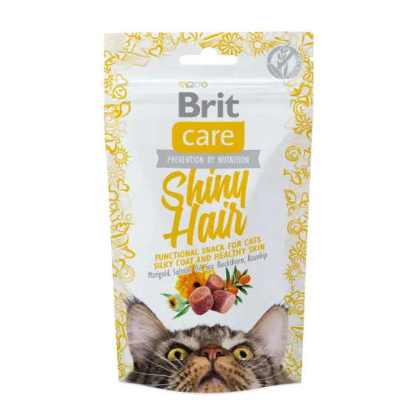 BRIT Care Snack Shiny Hair, Somon cu Gălbenele, recompense funcționale fără cereale pisici, piele și blană, 50g