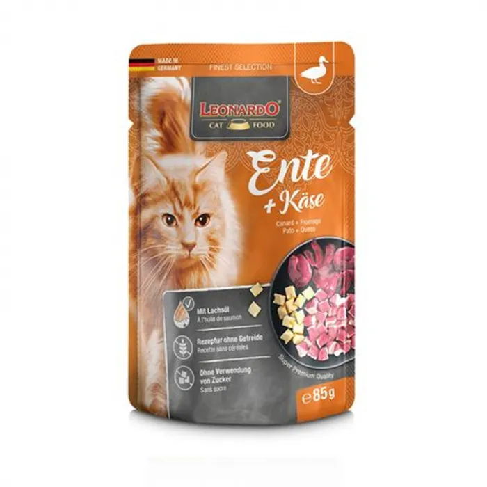 Hrana umeda pentru pisici Leonardo cu rata  branza 85 gr