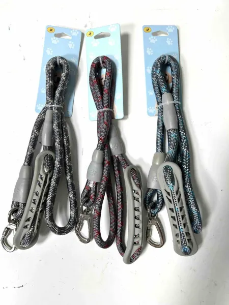 ​Lesă Engros pentru Câini, Tip Coardă cu Mâner Ergonomic, model 1926