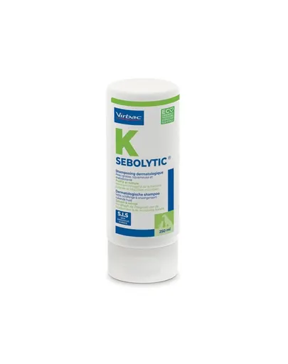 VIRBAC Sebolytic Sampon dermatologic caini si pisici, pentru piele grasa cu matreata 250 ml